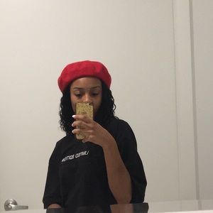 Meet your Posher, From